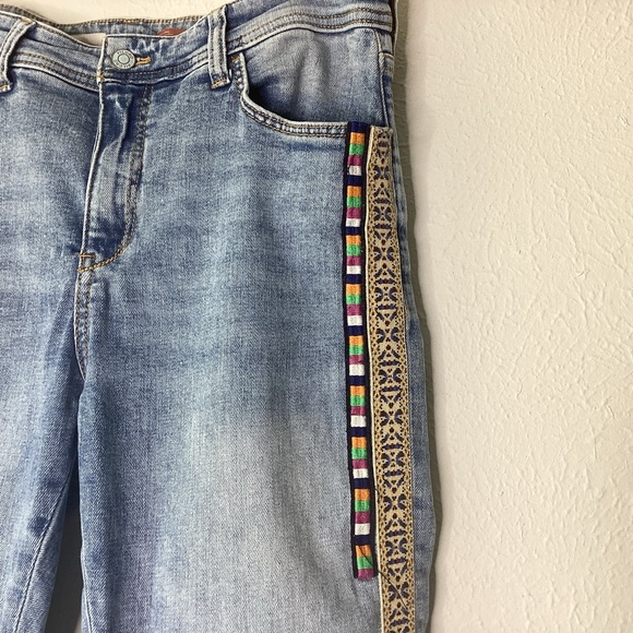 Pilcro Jeans High Waisted Embroidered 30 - Picture 5 of 11